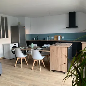  Appartement T3 Lumineux Avec Vue Sur Intramuros France